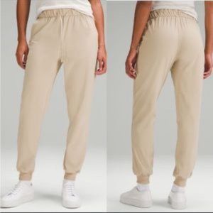 Lululemon Stretch High Rise Jogger